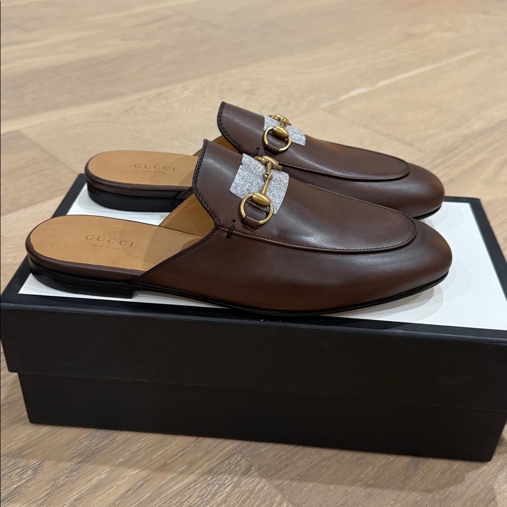 Brand new authentic Gucci Brown Leather Loafers with Gold Accents - Picture 2 of 4